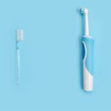 歯ブラシと電動歯ブラシの特徴や違いを徹底比較！